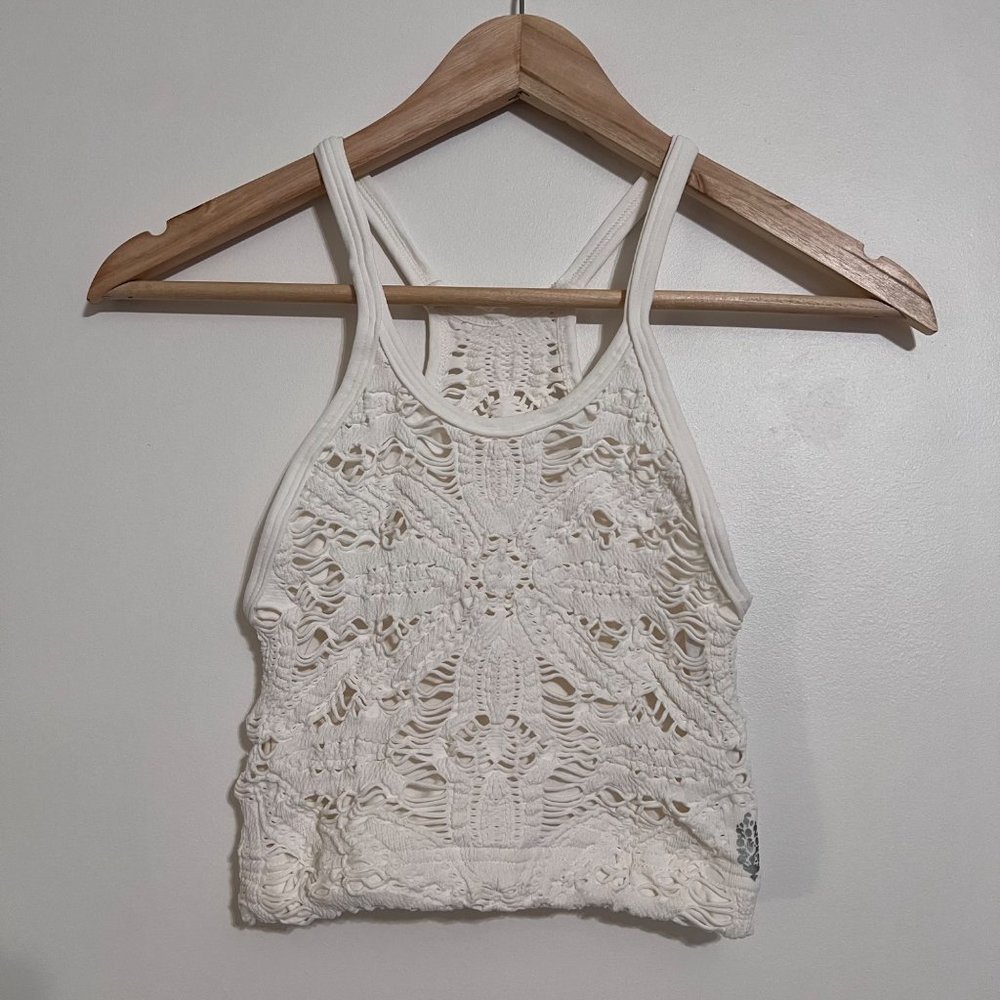 NWOT Happiness Runs Floral Crop Tank in Ivory - Picture 3 of 7